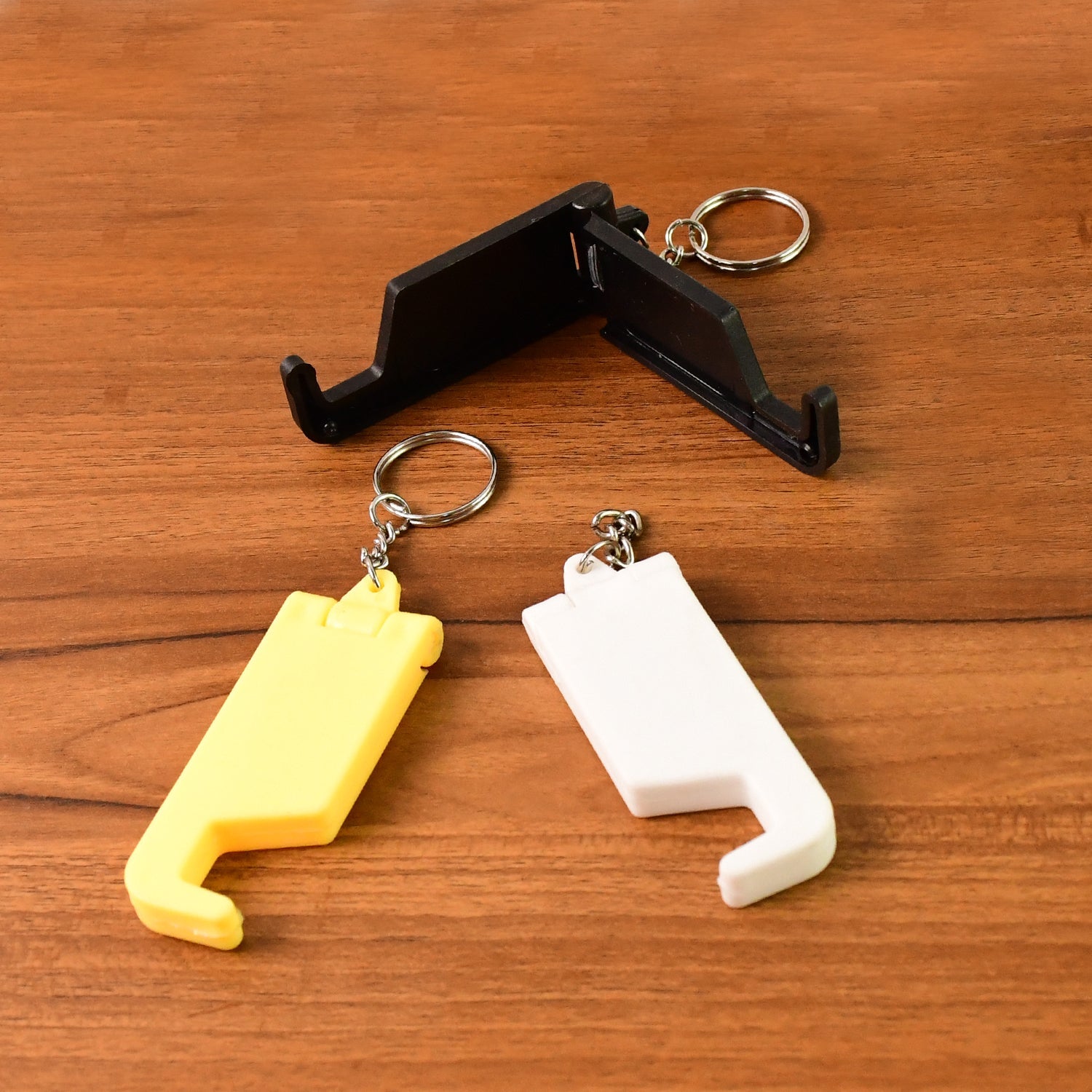 2 in 1 Plastic Keychain with Mobile Stand / Phone Holder (5 Pcs Set / Multicolor) 2 in 1 Plastic Keychain with Mobile Stand / Phone Holder (5 Pcs Set / Multicolor)